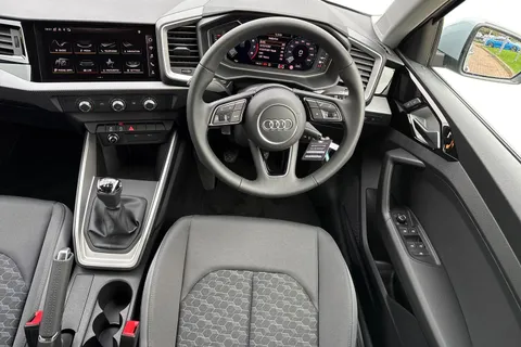 Audi A1 1.0 TFSI 25 Sport Sportback Euro 6 (s/s) 5dr Thumbnail #18