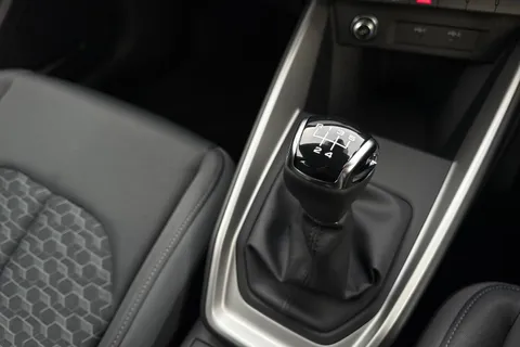 Audi A1 1.0 TFSI 25 Sport Sportback Euro 6 (s/s) 5dr Thumbnail #23