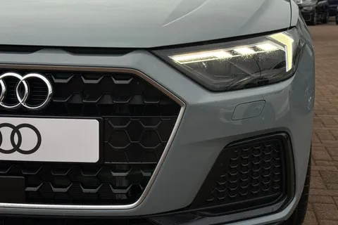 Audi A1 1.0 TFSI 25 Sport Sportback Euro 6 (s/s) 5dr Thumbnail #29