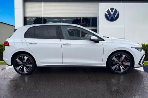 PL22ZRF Volkswagen Golf 1.4 TSI GTE 5dr DSG ⭐Vienna Leather, Dynamic Chassis, Rear Camera⭐ Thumbnail #4