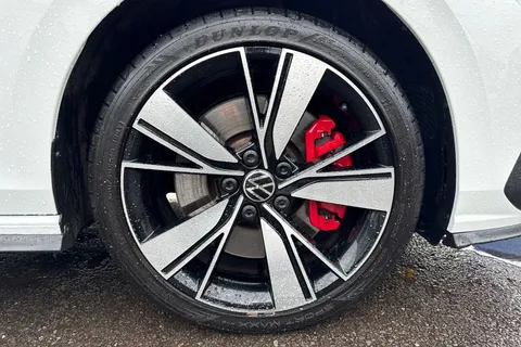 PL22ZRF Volkswagen Golf 1.4 TSI GTE 5dr DSG ⭐Vienna Leather, Dynamic Chassis, Rear Camera⭐ Thumbnail #11