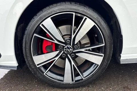 PL22ZRF Volkswagen Golf 1.4 TSI GTE 5dr DSG ⭐Vienna Leather, Dynamic Chassis, Rear Camera⭐ Thumbnail #13