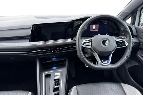 PL22ZRF Volkswagen Golf 1.4 TSI GTE 5dr DSG ⭐Vienna Leather, Dynamic Chassis, Rear Camera⭐ Thumbnail #19