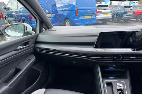 PL22ZRF Volkswagen Golf 1.4 TSI GTE 5dr DSG ⭐Vienna Leather, Dynamic Chassis, Rear Camera⭐ Thumbnail #21