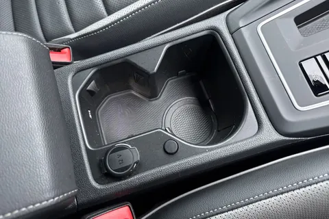 PL22ZRF Volkswagen Golf 1.4 TSI GTE 5dr DSG ⭐Vienna Leather, Dynamic Chassis, Rear Camera⭐ Thumbnail #41