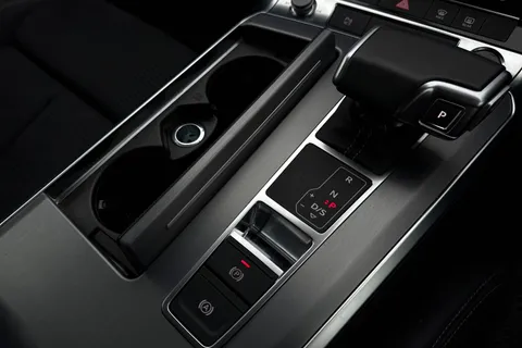 HJ24OAC Audi A6 Avant Avant S line 40 TFSI  204 PS S tronic Thumbnail #21