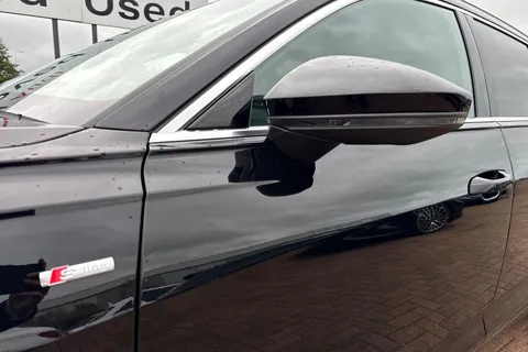 HJ24OAC Audi A6 Avant Avant S line 40 TFSI  204 PS S tronic Thumbnail #31