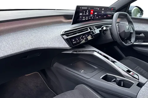 KS74FYX PEUGEOT 3008 1.2 HYBRID GT e-DSC6 Euro 6 (s/s) 5dr Thumbnail #9