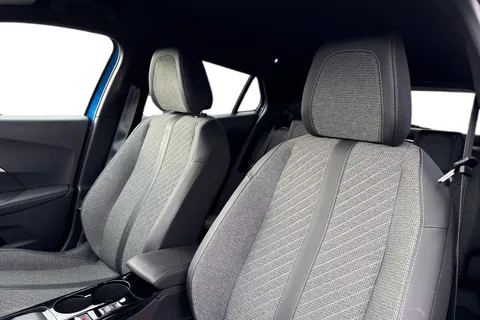 10 of 66 for PEUGEOT e-2008 50kWh Allure Auto 5dr (7kW Charger)