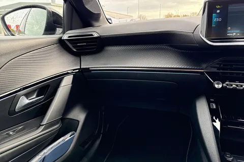 SH71DDL PEUGEOT e-208 50kWh GT Auto 5dr Thumbnail #15