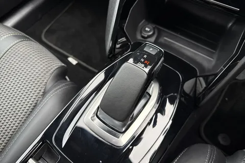 SH71DDL PEUGEOT e-208 50kWh GT Auto 5dr Thumbnail #20