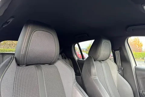 SH71DDL PEUGEOT e-208 50kWh GT Auto 5dr Thumbnail #21