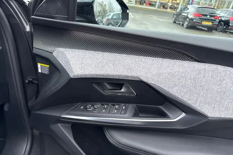 KS74FYX PEUGEOT 3008 1.2 HYBRID GT e-DSC6 Euro 6 (s/s) 5dr Thumbnail #18