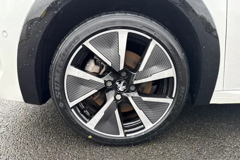 SH71DDL PEUGEOT e-208 50kWh GT Auto 5dr Thumbnail #24