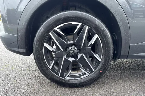 KS74FYX PEUGEOT 3008 1.2 HYBRID GT e-DSC6 Euro 6 (s/s) 5dr Thumbnail #22