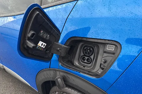 24 of 66 for PEUGEOT e-2008 50kWh Allure Auto 5dr (7kW Charger)