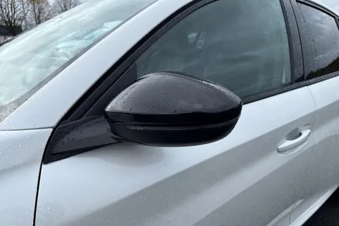 SH71DDL PEUGEOT e-208 50kWh GT Auto 5dr Thumbnail #30