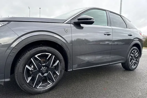 KS74FYX PEUGEOT 3008 1.2 HYBRID GT e-DSC6 Euro 6 (s/s) 5dr Thumbnail #28