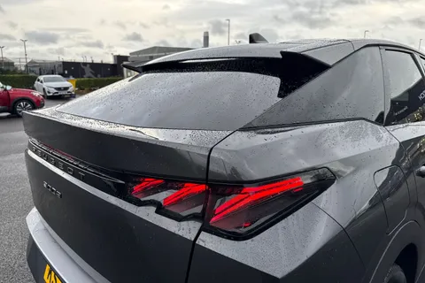 KS74FYX PEUGEOT 3008 1.2 HYBRID GT e-DSC6 Euro 6 (s/s) 5dr Thumbnail #32