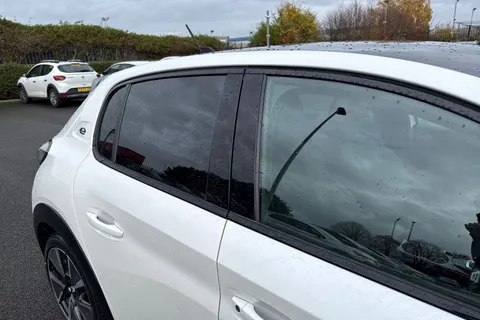 SH71DDL PEUGEOT e-208 50kWh GT Auto 5dr Thumbnail #36