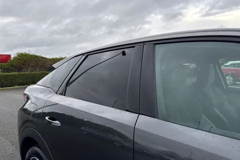 KS74FYX PEUGEOT 3008 1.2 HYBRID GT e-DSC6 Euro 6 (s/s) 5dr Thumbnail #36