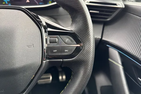 SH71DDL PEUGEOT e-208 50kWh GT Auto 5dr Thumbnail #40