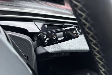KS74FYX PEUGEOT 3008 1.2 HYBRID GT e-DSC6 Euro 6 (s/s) 5dr Thumbnail #42
