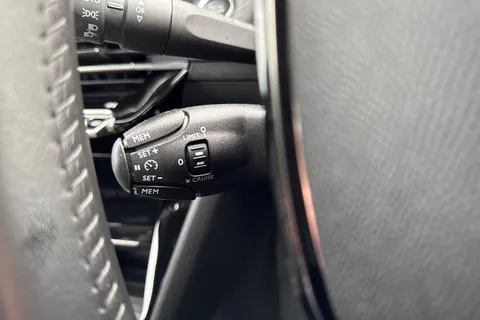 40 of 66 for PEUGEOT e-2008 50kWh Allure Auto 5dr (7kW Charger)