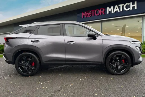 DG75RKN Omoda                     5 1.6 TGDI Noble DCT Euro 6 (s/s) 5dr Thumbnail #4