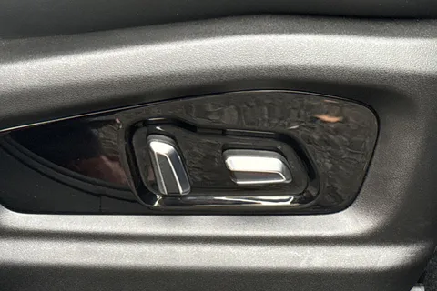 DG75RKN Omoda                     5 1.6 TGDI Noble DCT Euro 6 (s/s) 5dr Thumbnail #33