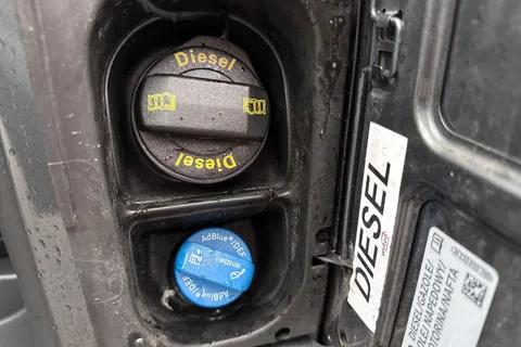 DG74EWZ Volkswagen Transporter 2.0 TDI 110 Highline Van Thumbnail #25