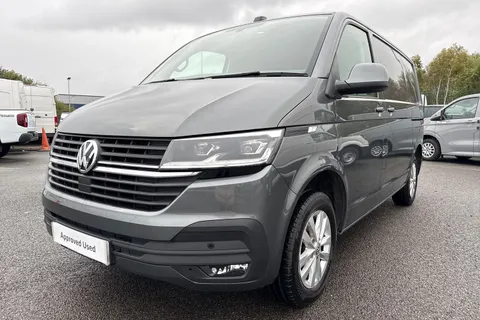 DG74EWZ Volkswagen Transporter 2.0 TDI 110 Highline Van Thumbnail #29