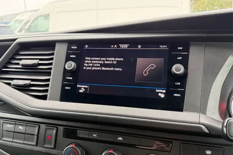 DG74EWZ Volkswagen Transporter 2.0 TDI 110 Highline Van Thumbnail #49