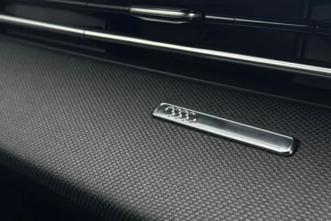  Audi A3 1.5 TFSI 35 Black Edition Sportback Euro 6 (s/s) 5dr Thumbnail #60