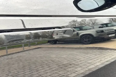 Land Rover Range Rover 3.0 D300 MHEV Edition Auto 4WD Euro 6 (s/s) 5dr Thumbnail #22