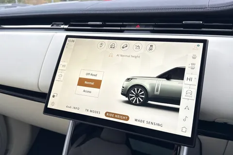 Land Rover Range Rover 3.0 D300 MHEV Edition Auto 4WD Euro 6 (s/s) 5dr Thumbnail #42