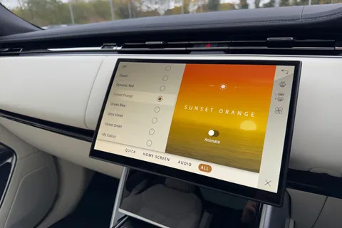 Land Rover Range Rover 3.0 D300 MHEV Edition Auto 4WD Euro 6 (s/s) 5dr Thumbnail #44