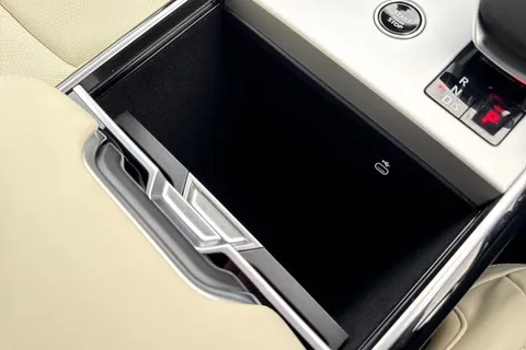 Land Rover Range Rover 3.0 D300 MHEV Edition Auto 4WD Euro 6 (s/s) 5dr Thumbnail #54