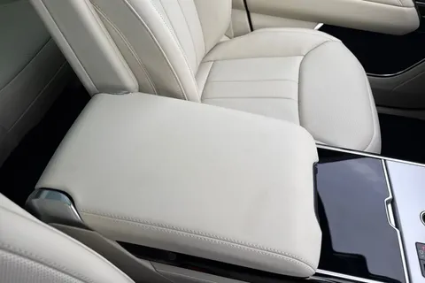 Land Rover Range Rover 3.0 D300 MHEV Edition Auto 4WD Euro 6 (s/s) 5dr Thumbnail #55