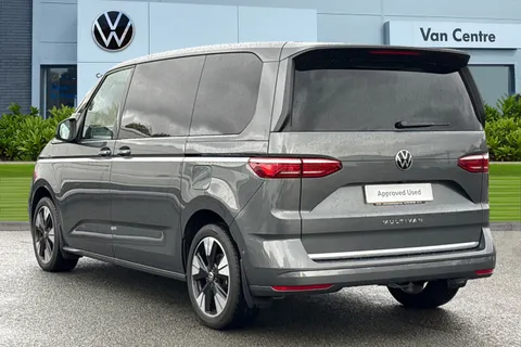 DG75BZN Volkswagen Multivan 2.0 TDI Style 5dr DSG Thumbnail #3