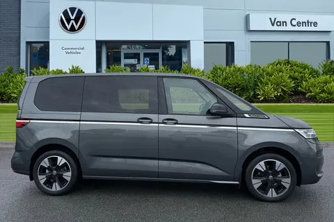 DG75BZN Volkswagen Multivan 2.0 TDI Style 5dr DSG Thumbnail #4