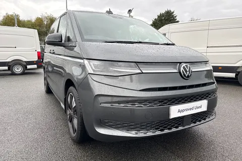 DG75BZN Volkswagen Multivan 2.0 TDI Style 5dr DSG Thumbnail #9