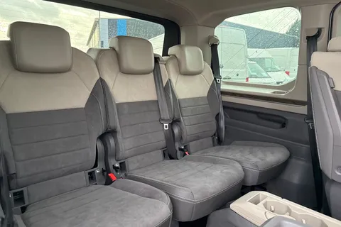 DG75BZN Volkswagen Multivan 2.0 TDI Style 5dr DSG Thumbnail #35