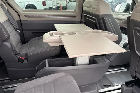 DG75BZN Volkswagen Multivan 2.0 TDI Style 5dr DSG Thumbnail #36