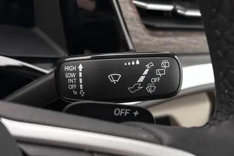 DG75BZN Volkswagen Multivan 2.0 TDI Style 5dr DSG Thumbnail #44