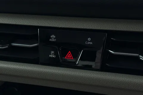 DG75BZN Volkswagen Multivan 2.0 TDI Style 5dr DSG Thumbnail #46