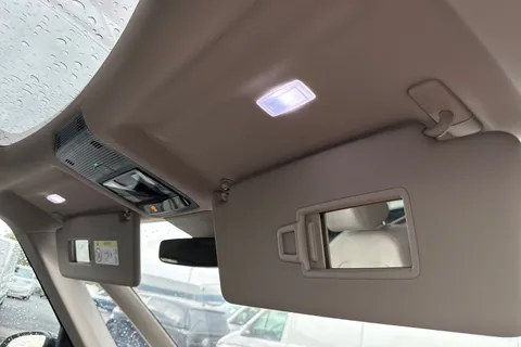 DG75BZN Volkswagen Multivan 2.0 TDI Style 5dr DSG Thumbnail #48