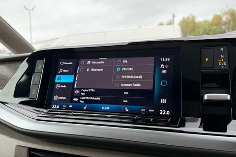 DG75BZN Volkswagen Multivan 2.0 TDI Style 5dr DSG Thumbnail #51