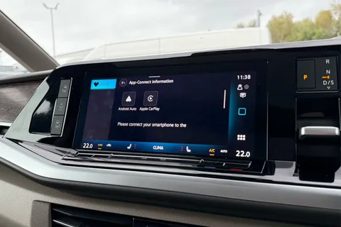 DG75BZN Volkswagen Multivan 2.0 TDI Style 5dr DSG Thumbnail #53