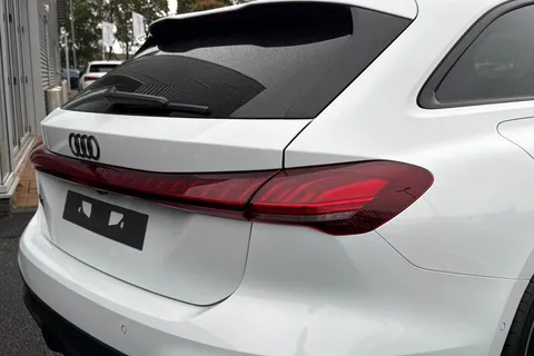 Audi A5 Avant 2.0 TFSI Edition 1 S Tronic Euro 6 (s/s) 5dr Thumbnail #8